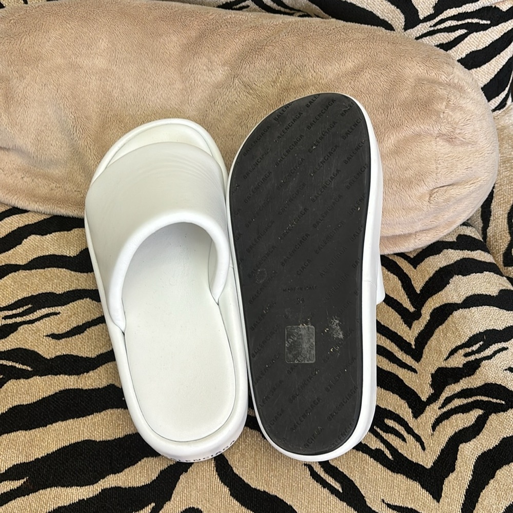 Balenciaga Leather Slides - Picture 6 of 7